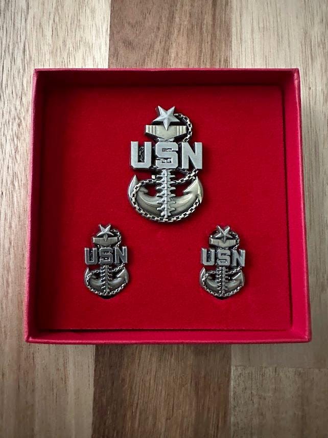 Navy Chief "Backbone" Anchor Collar Devices and Cover Pins Set (CPO/SCPO/MCPO)